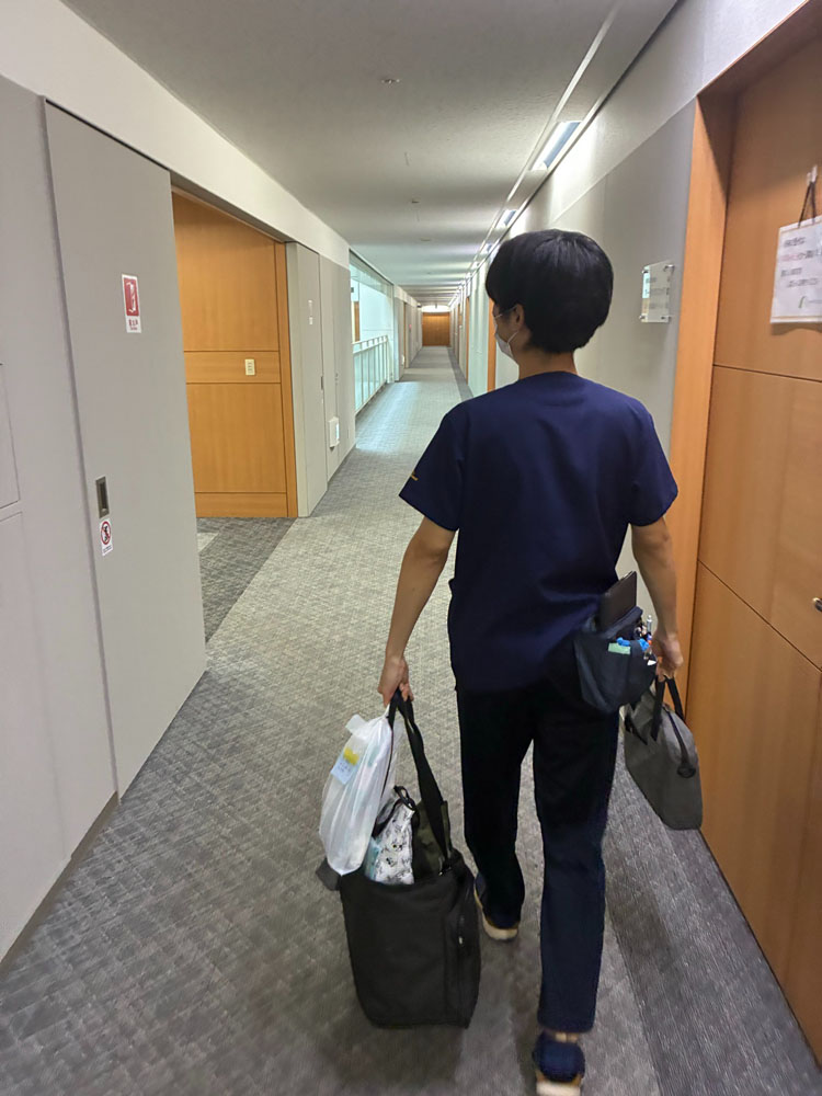 午前の診療スタート