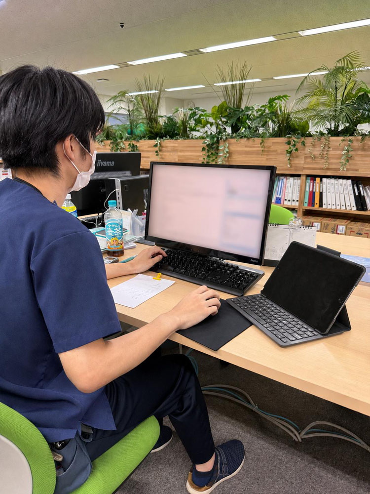 内勤業務