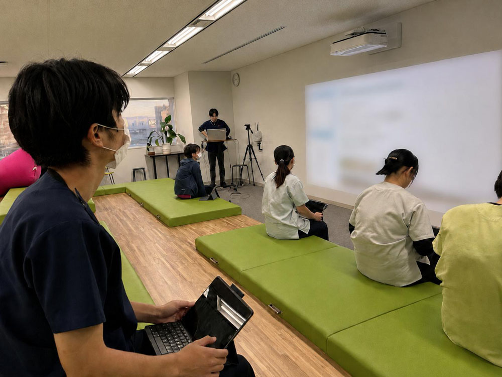 申し送り